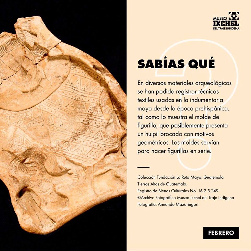 Molde prehispánico de figurilla con huipil. Museo Ixchel del Traje Indígena.